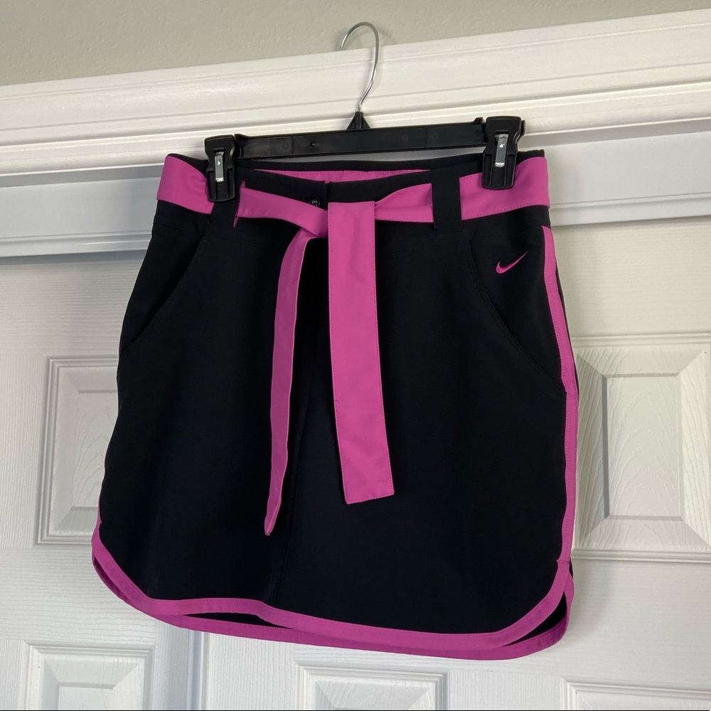 Nike golf 2 in 1 shorts and skirt combo